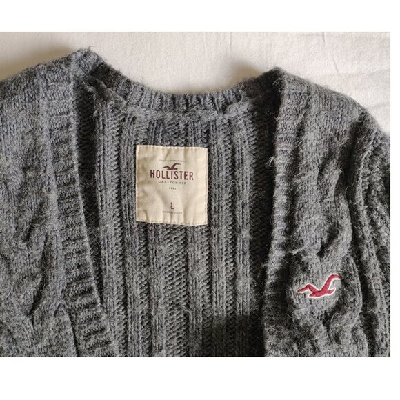 Hollister Womens Cable Knit Wool Cardigan. - Picture 3 of 4